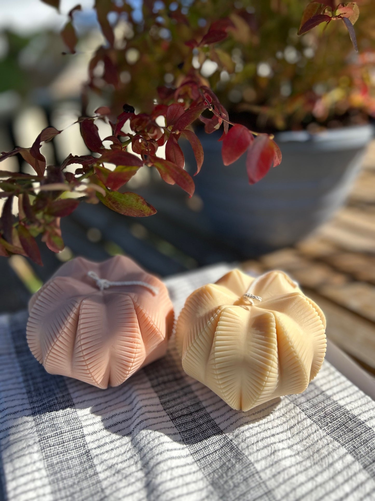 Mauve Ribbed Pumpkin Candle